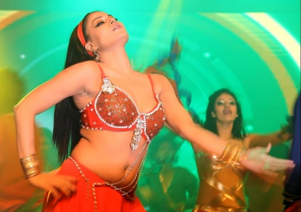 Veena Malik Hot Item Song Photos